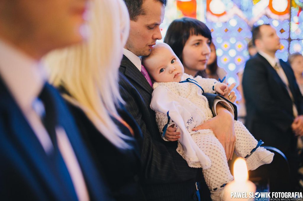 chrzest w kościele + mini sesja rodzinna