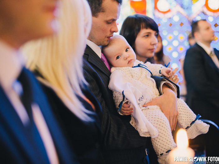 chrzest w kościele + mini sesja rodzinna